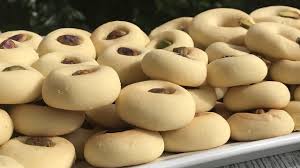 الغريبة الشامية الفاخرة بطريقة سهلة و ناجحة In 2020 Arabic Sweets Recipes Sweet Recipes Arabic Food