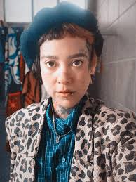 Esta semana nos visita en el podcast la banda limeña @audioads con su rock  alternativo 🎸🎶 Síguelos en sus rrss, stalkealos, escucha su primer EP en  #spotify y conéctate este jueves a