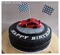 Dazu kommen viele verschiedene kochrezepte und. Eine Mannertorte In Form Von Einem Autoreifen Meine Torteria