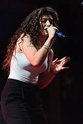 November 7, 1996), better known by her stage name lorde, is a pop star hailing from new zealand. Lorde Wikipedia