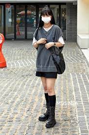 From music, tv dramas and beauty products to korean fashion, in the past few years korea has made its presence felt in many industries . Official Korean Fashion