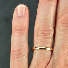 Gold Wedding Band Simple Stacking Ring 18k Gold 2mm Etsy Gold Wedding Band Yellow Gold Wedding Band Gold Jewelry Simple