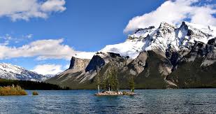 Lake Minnewanka Wikipedia