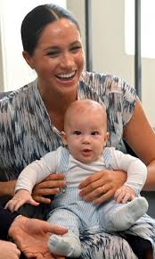 Prince harry and his wife meghan markle have announced they are expecting a second child. Meghan Markle S Son Baby Archie Looks Exactly Like Dad Prince Harry In These Pics Trending Now Indiatoday