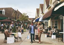 Bicester Village At Christmas - Boxing Day - 2022 - Youtube