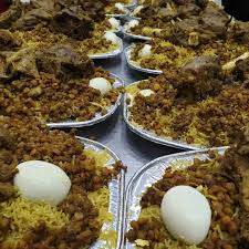 مطعم اضواء النافورة رز بخاري ومشويات في الخرج