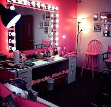 Makeup Mirror Tri Fold Till Makeup Artist Tutorial Beside Makeup Brushes Artis Before Makeup Forever Primer Beauty Room Home Decor Makeup Rooms