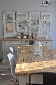 Esprit Campagne Avec Une Table De Ferme En Bois Table Salle A Manger Idee Deco Table Rustique