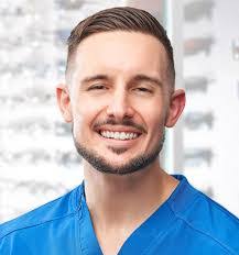 Shaun Holliday's Instagram, Twitter & Facebook