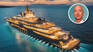The $500 million superyacht purchased by the amazon founder and ceo, jeff bezos two years ago has. Jeff Bezos 400 Million Flying Fox Yacht Youtube
