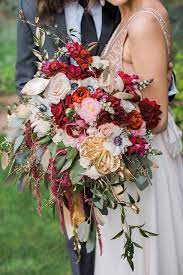 Check out our burgundy and gold bouquet selection for the very best in unique or custom, handmade pieces from our bouquets shops. 30 Elegant Fall Burgundy And Gold Wedding Ideas Deer Pearl Flowers