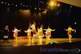 Inilah Dia Seni Aceh Tari Seudati Penari Seni