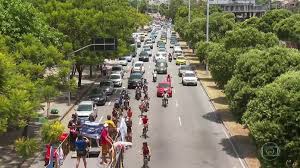 Ferramenta criada pela agência pública resume os pedidos de impeachment contra o presidente e traz ao todo, 1492 pessoas e mais de 500 organizações assinaram pedidos de impeachment do. Cidades Registram Manifestacoes Pela Vacina E Contra Bolsonaro Politica G1