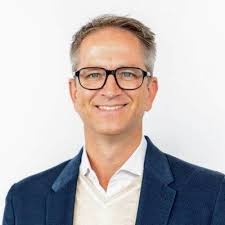 Tyler Sandoval (@tylersandovalll)