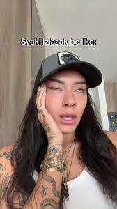 Paula Hinds's Instagram, Twitter & Facebook