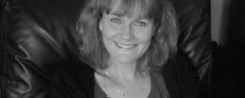 Emma Neale to judge $1000 Kathleen Grattan Prize for a Sequence of Poems