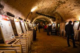 U nás nájdete kolekciu vybraných náš degustačný program 72 vín za 100 minút je o tom, že ochutnáte 6 vinohradníckych oblastí, na ktoré je. Salon Vin 2021 Vina Z Moravy A Vina Z Cech