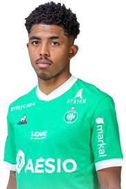 Fer nino có hành vi trả đũa đáng trách với hậu vệ wesley fofana. Wesley Fofana Leicester Stats Titles Won