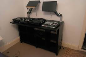 Diy Dj Desk Mehobby In 2020 Dj Room Desk Dj Booth