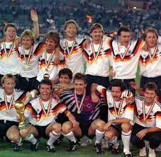 Insgesamt sind 7,5 millionen menschen und. Fussball Wm 1990 Was Die Weltmeister Heute Machen Oder Auch Nicht Welt