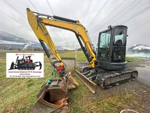 New Holland E50B Mini Excavator