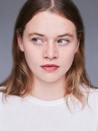 Dem Horizont so nah, Feature Film, Film based