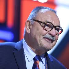 Column: Dick Butkus personified Chicago toughness with the Bears