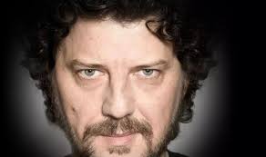 İlker Aksum, Şinasi Yurtsever'in cenazesine katılamadı! ' Beni Affet'  mesajı dikkat çekti! » Mavi Kadın