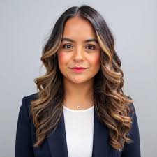 What are some recommendations for an outdoor 80th birthday party?