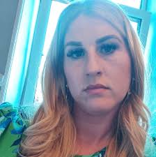 I live in Bray, but am currently in Kilcoole Lodge while I undergo rehab  following the amputation of my left leg. I am in need of a haircut and the  hairdresser here