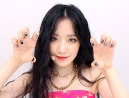 I have heard that the hwaa itself was created in 2019 when shuhua was still uncomfy with korean. G I Dle S Shuhua Outraged By Constant Hate Messages Zapzee