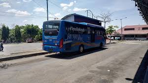 Waktu tempuh dari jakarta ke semarang atau solo hanya 8 jam, dan tiketnya. Terminal Mangkang Wikipedia Bahasa Indonesia Ensiklopedia Bebas