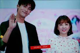 Drama ensues when the two lead ladies suspect they've been switched at birth. Korea Com On Twitter The Lead Cast Of Drama Strong Girl Bong Soon Park Bo Young Park Hyung Sik Are Here In Singapore For Kto Travel Fair ë°•ë³´ì˜ ë°•í˜•ì‹ Https T Co Vu5r3yay8r