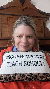 Paper Gingerbread Houses 🎄 Check out all my PreK Christmas Crafts  https://abcdeelearning.com/50-fun-christmas-crafts-with-preschoolers/