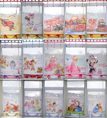 Sie mit gardinen zu versehen, ist allerdings nicht einfach. Kinderzimmer Gardinen Disney Caseconrad Com