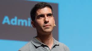 Q&A with Javier Mozo Olea, Principal Technical Product Manager with Amazon  Business