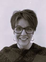 Carol Wilks's Instagram, Twitter & Facebook