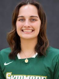 Lily Tracy's Instagram, Twitter & Facebook