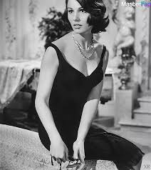 Embrace Paula Prentiss- her timeless allure revealed