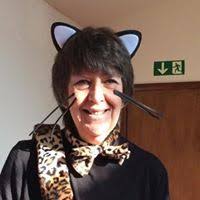 Unusual Remains (DCI Thatcher, #1) by Oliver Davies