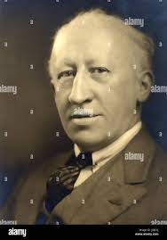 Ernest newman hi-res stock photography and images