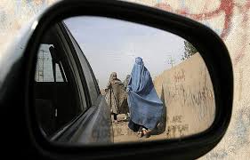 Afganistan to kraj, który wychował mudżahedinów i talibów. Mudzahedini Zbroja Sie I Krytykuja Zachod