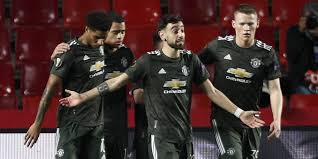 The granada vs man united streaker became the talk of the town on social media following his bizarre appearance just five minutes into the game. Rsc7dmcksae Fm