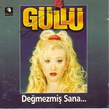 Şarkıcı güllü 6 ayda tam 43 kilo vererek bambaşka bir görünüme kavuştu. Gullu Biyografya
