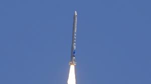 In china is op zaterdag 17 augustus 2019 voor het eerst een jielong 1 raket gelanceerd. China Feiert Raumfahrt Privates Unternehmen Startet Rakete