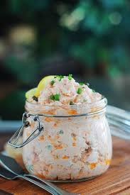 Rillettes De Saumon Surgele Sans Beurre Au Fromage Frais Recette Recette Vache Qui Rit Alimentation Vache Qui Rit
