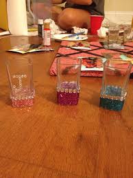 Getting Crafty Again Super Cute And A Very Easy Way To Decorate Shot Glasses Shot Glasses Shot Glasses Diy Shot Glass Set