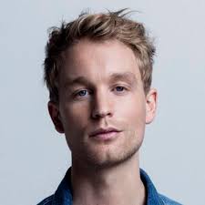 Komikern björn gustafsson vann hela svenska folkets hjärta med sina humorsketcher under melodifestivalen… Agentfirman Planthaber Kilden Mandic Bostrom Bjorn Gustafsson