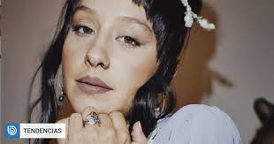 Finde die neuesten titel, alben und bilder von denise rosenthal. Denise Rosenthal Launches Her New Album I Consider It A Privilege To Be Able To Live On From It Arts And Culture