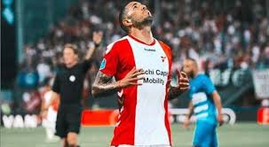 Cuenta oficial del partido comunista de chile. La Seleccion Peruana Anuncia Una Baja De Cara Al Partido Con Chile Latina